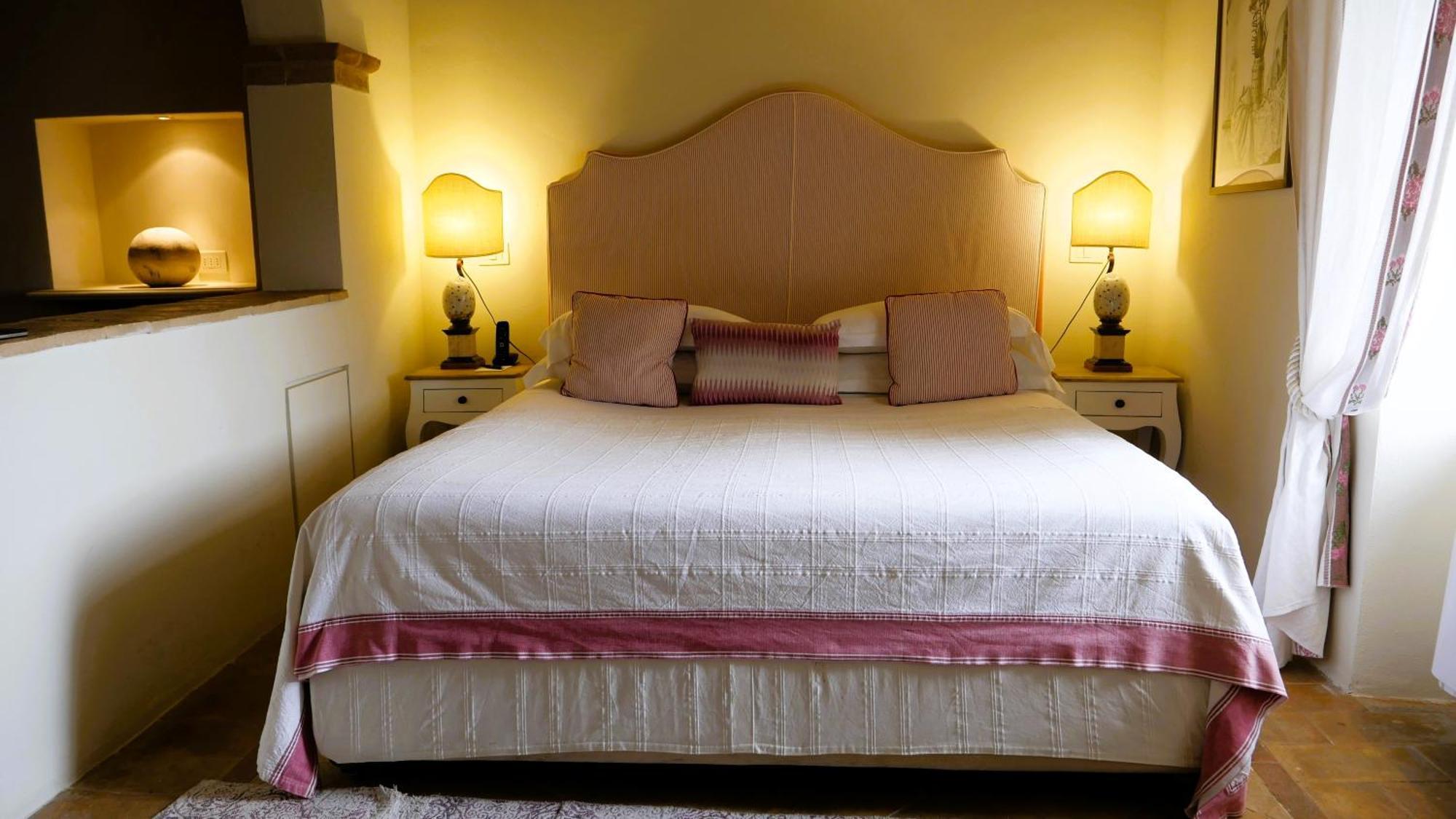 Castello Di Velona Resort, Thermal Spa & Winery Montalcino Extérieur photo